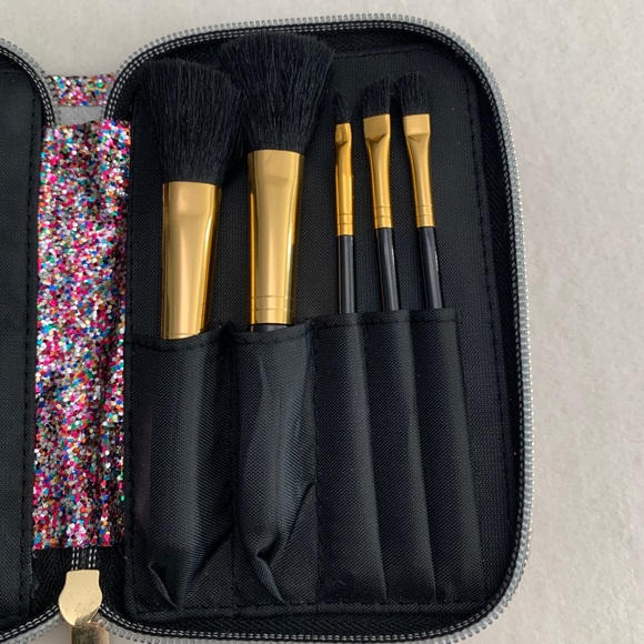 🇨🇦 Makeup Brushes - with Sparkly Case and Mirror Inside - Picture 2 of 7